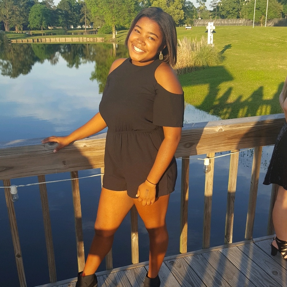 Meet your Posher, Essence